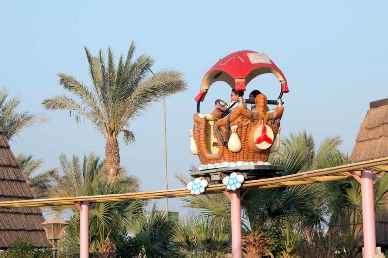 עיין סוחנה Swiss Inn Teda Hotel & Aqua Park מראה חיצוני תמונה