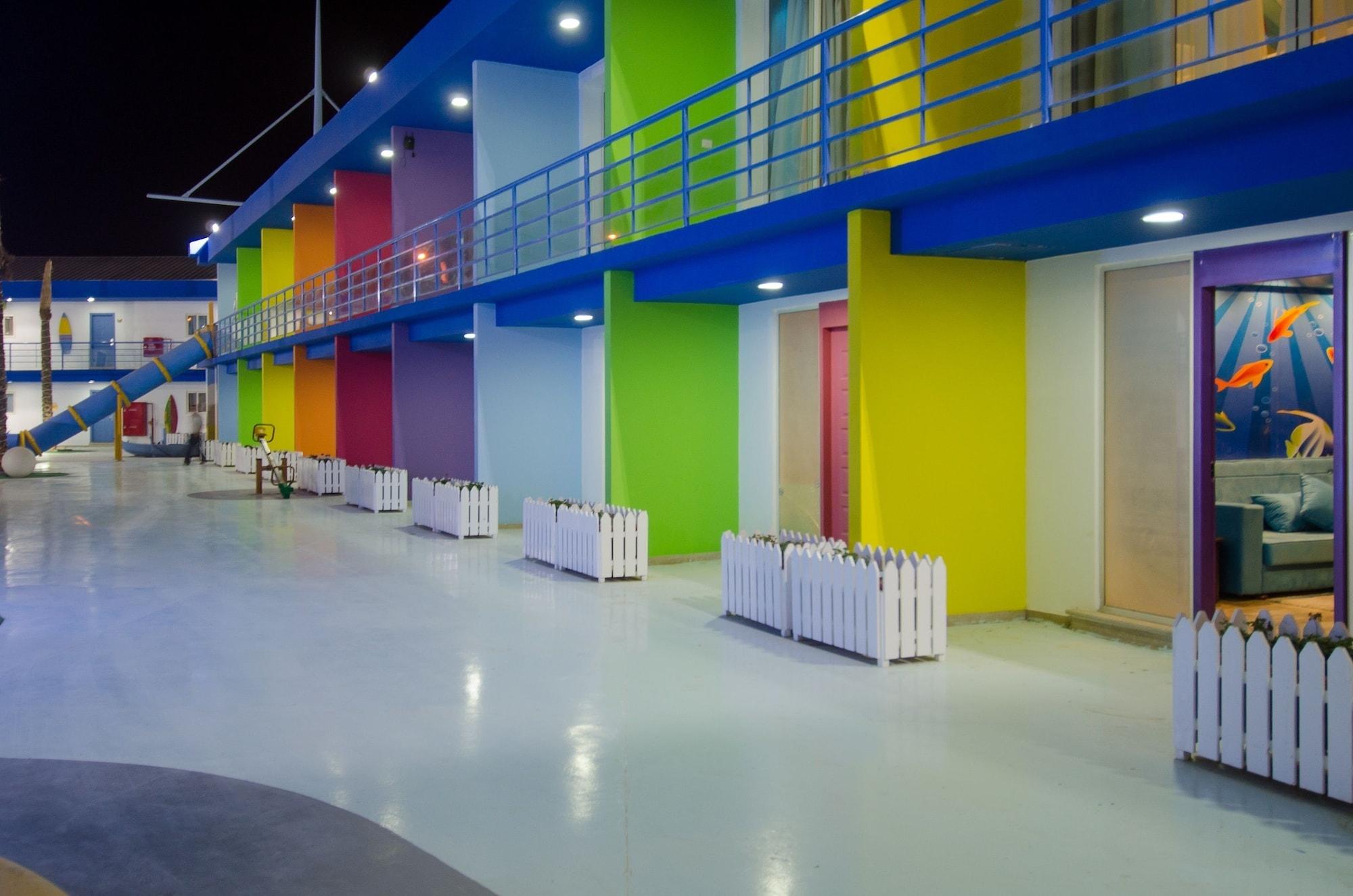 עיין סוחנה Swiss Inn Teda Hotel & Aqua Park מראה חיצוני תמונה