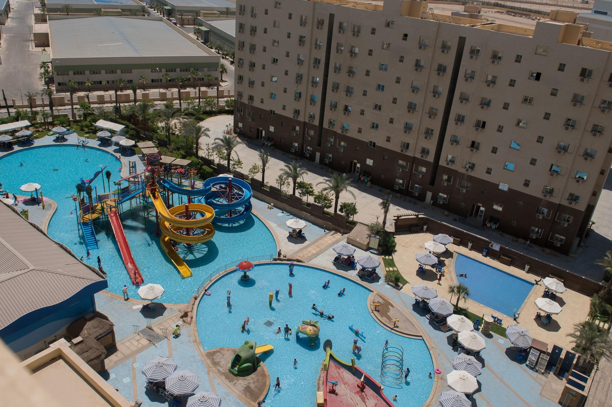 עיין סוחנה Swiss Inn Teda Hotel & Aqua Park מראה חיצוני תמונה