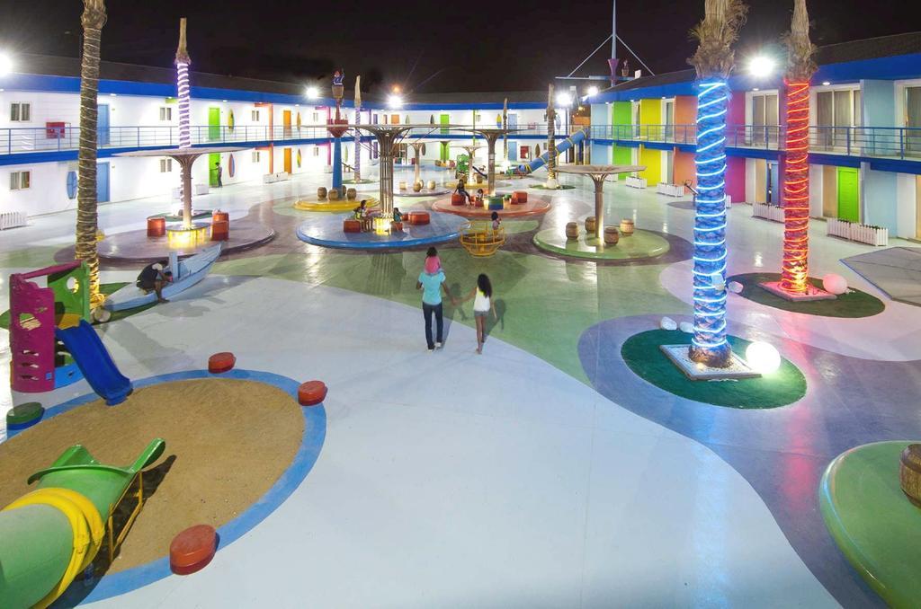 עיין סוחנה Swiss Inn Teda Hotel & Aqua Park מראה חיצוני תמונה